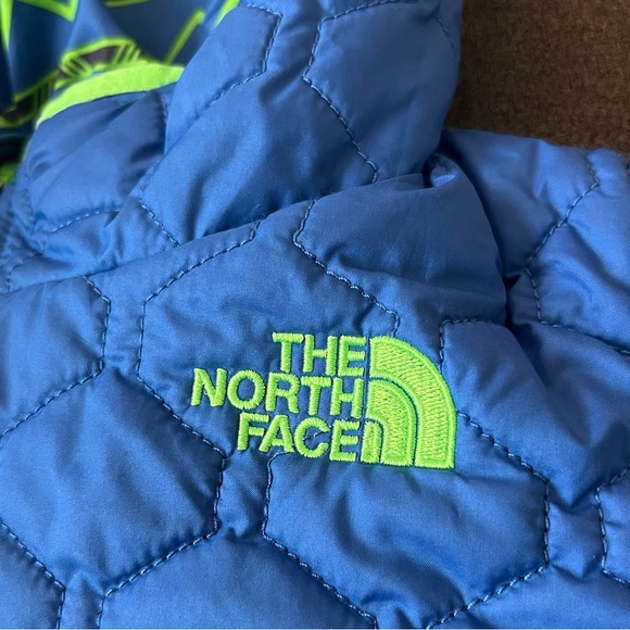 Blue Reservable toddler North Face coat - Picture 7 of 10
